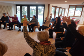 Movimento con la musica e canti insieme