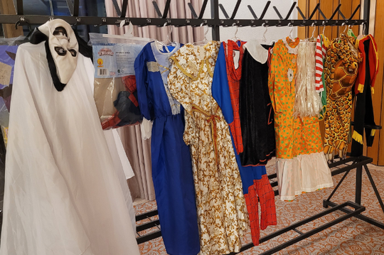 Faschingsflohmarkt für Kinder und Erwachsene